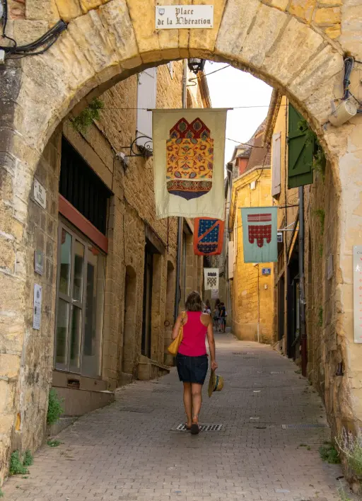 Rue-du-Majou-à-Gourdon
