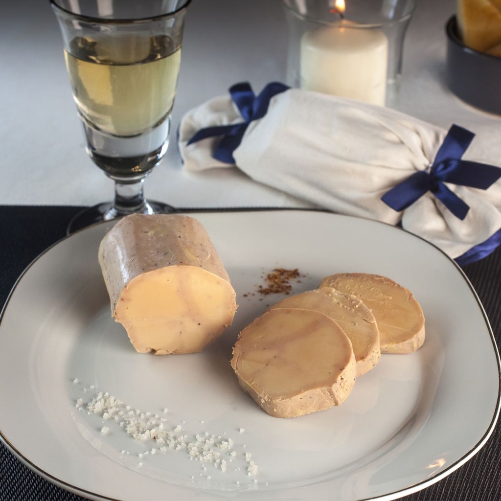 Foie Gras de Canard Entier du Sud-Ouest au Torchon Mi-Cuit