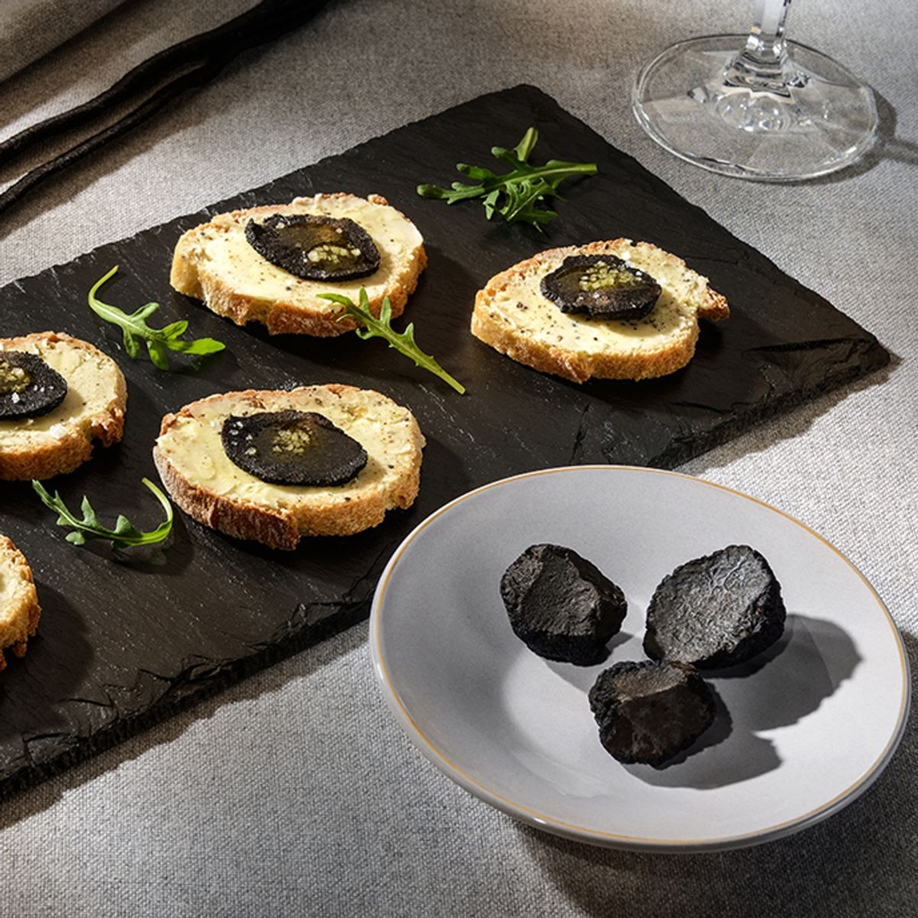 Morceaux de Truffes Noires Tuber Melanosporum