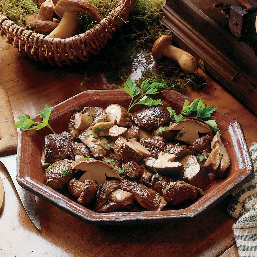 Cèpes Jambes et Morceaux Cuisinés à la Graisse de Canard