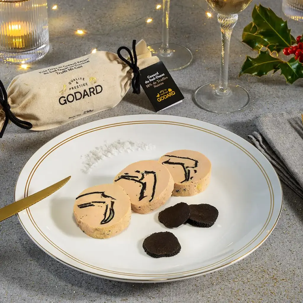 Foie Gras de Canard Entier du Sud-Ouest au Torchon Truffé Mi-Cuit (10% de Truffes Noires) 250g