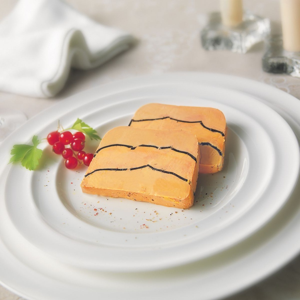 Foie Gras de Canard Entier du Périgord Truffé en Millefeuille Mi-Cuit  (6% de Truffes Noires) 500g