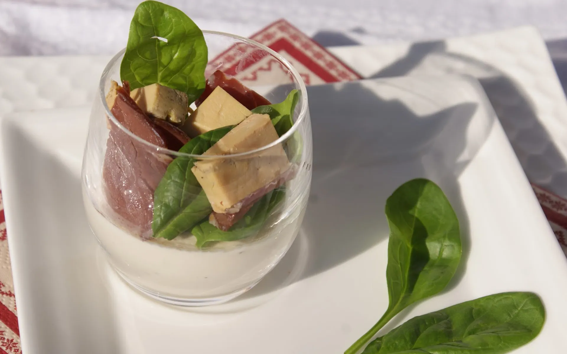 Recette de la Panna cotta à la truffe, foie gras, et magret de canard